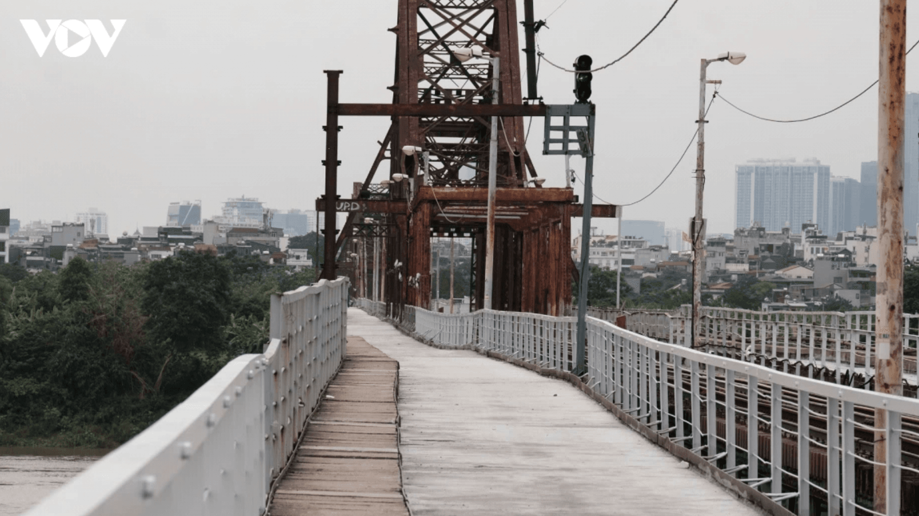 Chỉ vài ngày nữa, chính thức thông xe cây cầu thép có tuổi đời lớn nhất Việt Nam- Ảnh 1. Chỉ vài ngày nữa, chính thức thông xe cây cầu thép có tuổi đời lớn nhất Việt Nam- Ảnh 1.