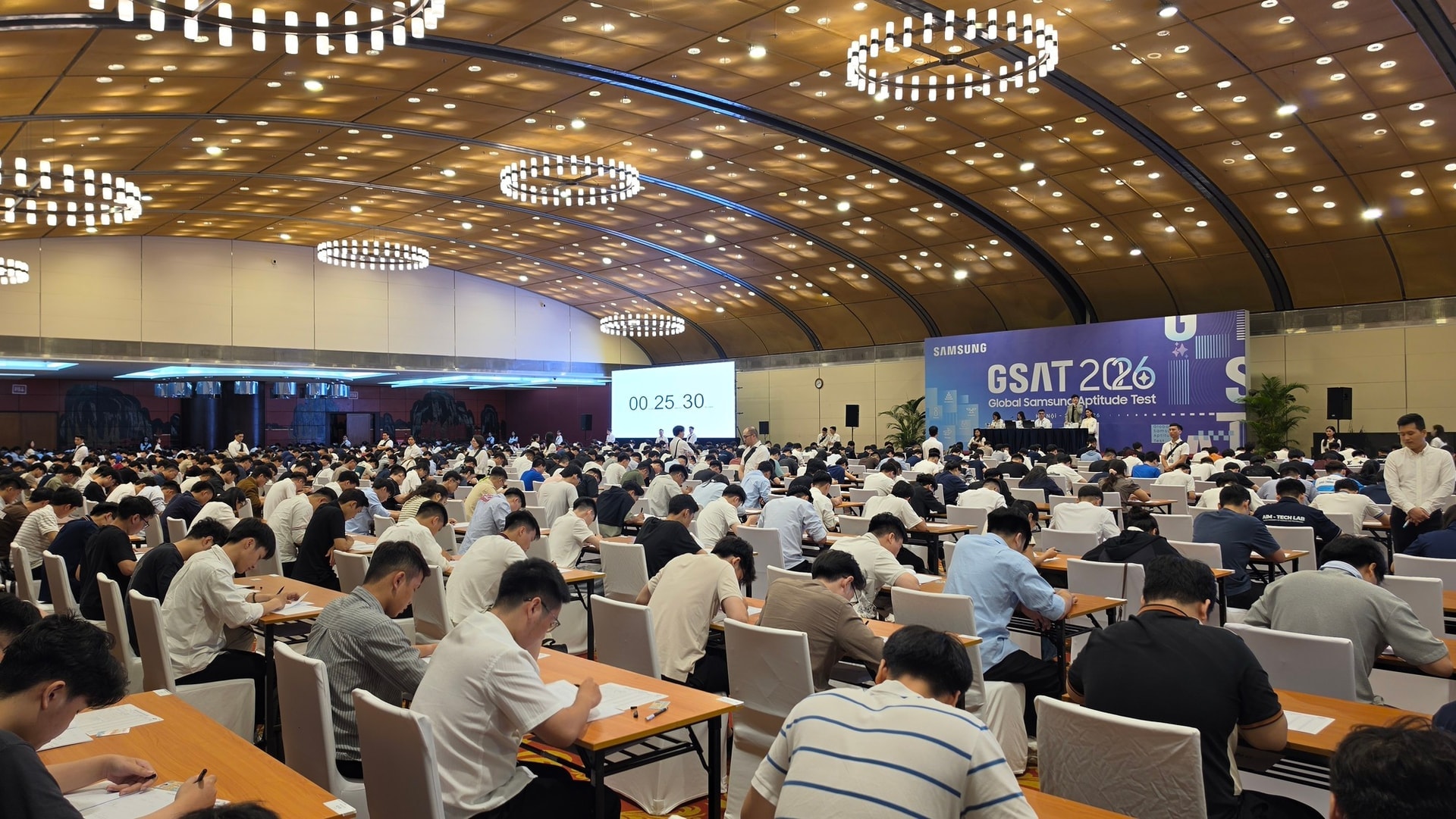 Tập đoàn Hàn Quốc 1.200 tỷ USD mở đợt thi tuyển quy mô lớn, sinh viên Việt Nam sắp được tiếp cận công nghệ tiên tiến nhất