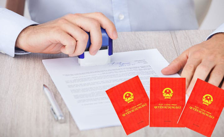 Nhận chuyển nhượng đất từ năm 1993 nhưng chưa sang tên sổ đỏ có bị phạt?- Ảnh 1.