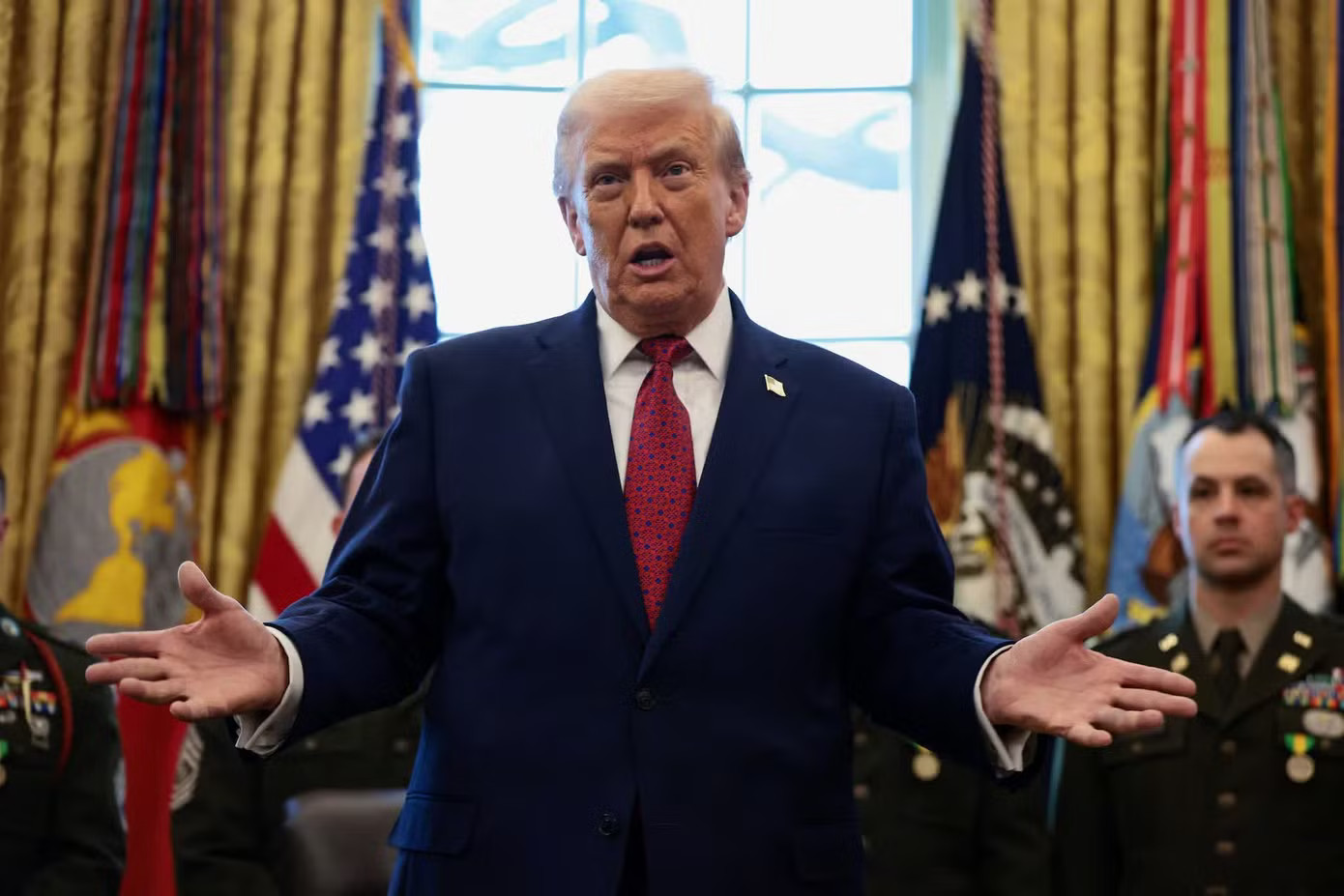 Tổng thống Mỹ Trump kêu gọi một số quốc gia bình thường hóa quan hệ với Israel - Ảnh 1.