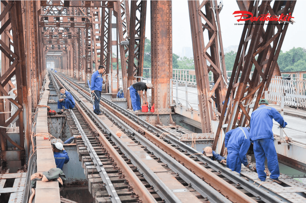 Ngày mai, cây cầu thép có tuổi đời lớn nhất Việt Nam chính thức thông xe trở lại- Ảnh 2. Ngày mai, cây cầu thép có tuổi đời lớn nhất Việt Nam chính thức thông xe trở lại- Ảnh 2.