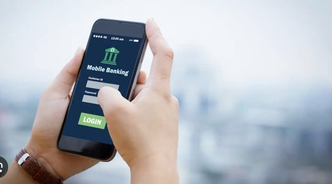 Vì sao Chính phủ đặt mục tiêu 95% người trưởng thành có tài khoản ngân hàng?