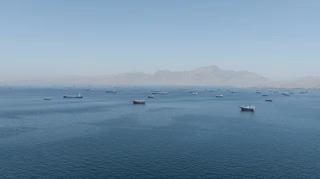 Hé lộ thời điểm Iran mở cửa eo biển Hormuz - Ảnh 1.