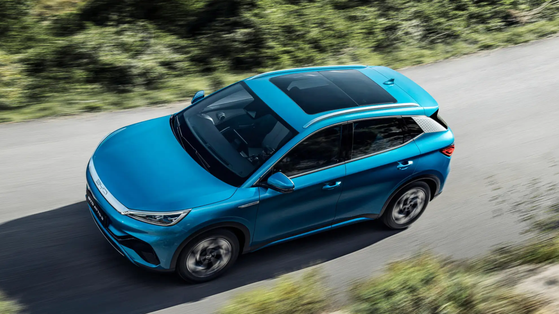 BYD tuyên bố công nghệ đỗ xe thông minh, né va chạm tốt hơn hẳn con người