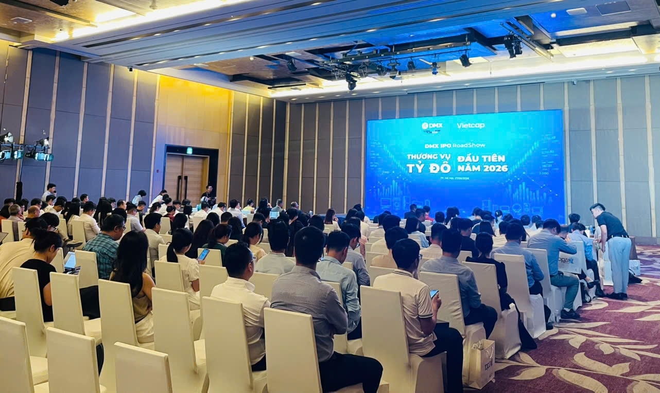 Cổ đông hỏi có nên bán MWG để mua IPO DMX, lãnh đạo trả lời ra sao?