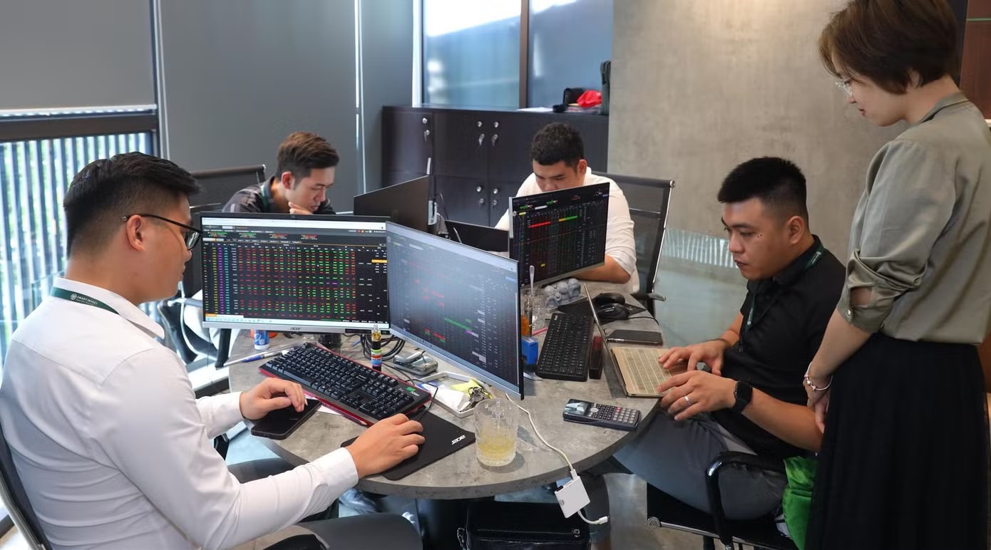 Xác thực sinh trắc học trên sàn chứng khoán: 'Quét mặt' mỗi phiên có hợp lý? - Ảnh 2.