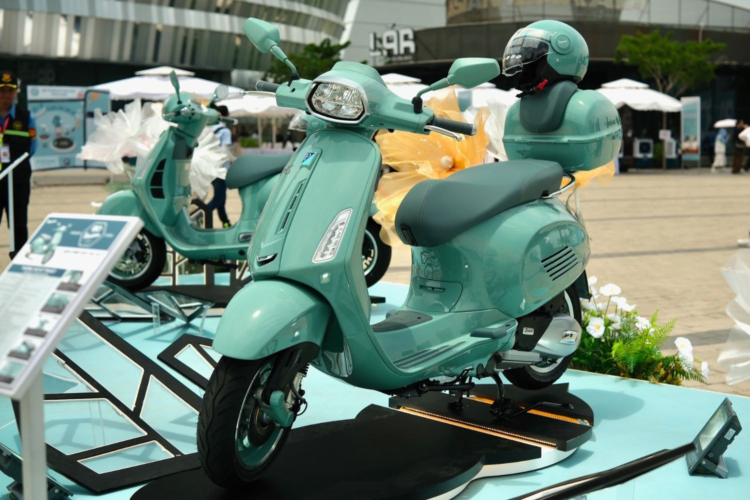 Vespa Sprint 180 1