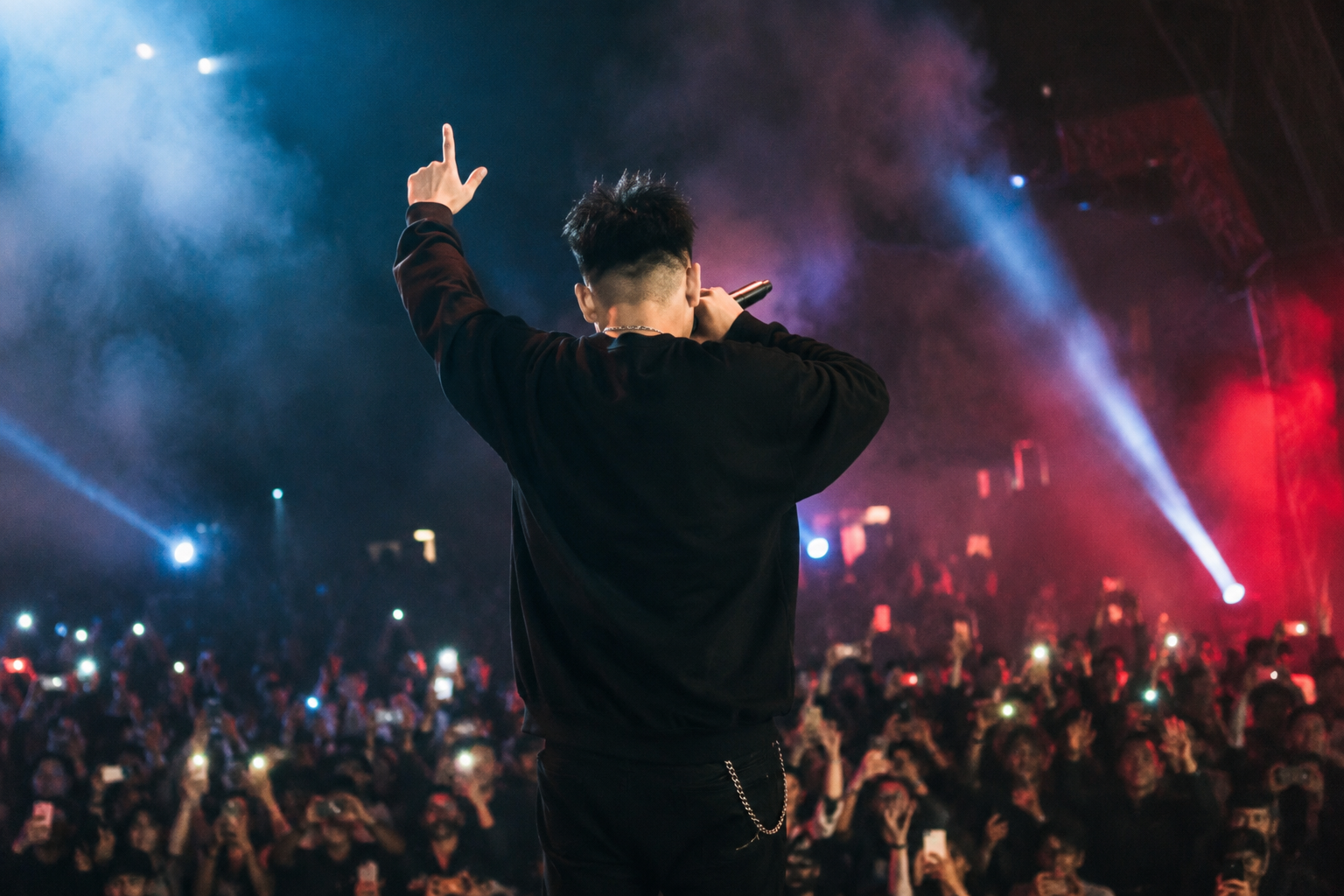 Bắt giữ nam rapper 28 tuổi, phát hiện 56 gram cần sa cùng hơn 970 triệu đồng tiền mặt trong cốp xe
