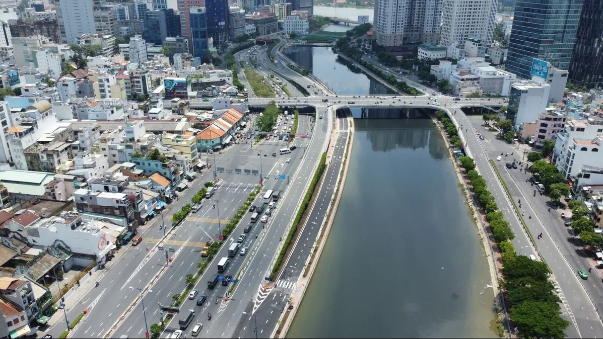 Đề xuất kéo dài tuyến đại lộ đẹp và độc đáo nhất Việt Nam- Ảnh 1. Đề xuất kéo dài tuyến đại lộ đẹp và độc đáo nhất Việt Nam- Ảnh 1.