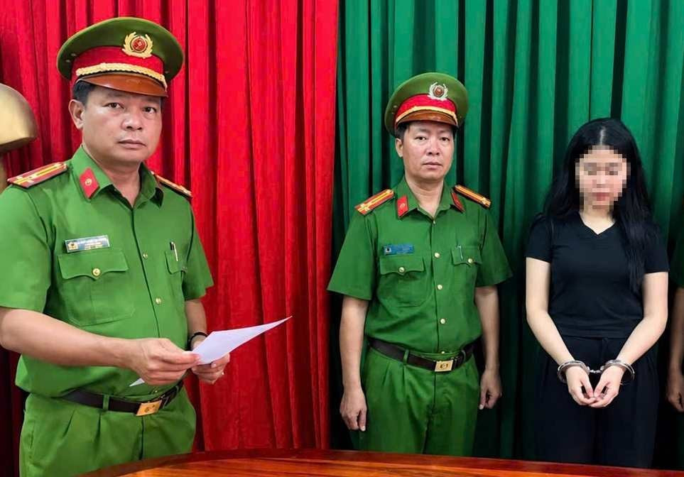 Khởi tố, tạm giữ hình sự nữ Giám đốc SN 2002 - Ảnh 1.