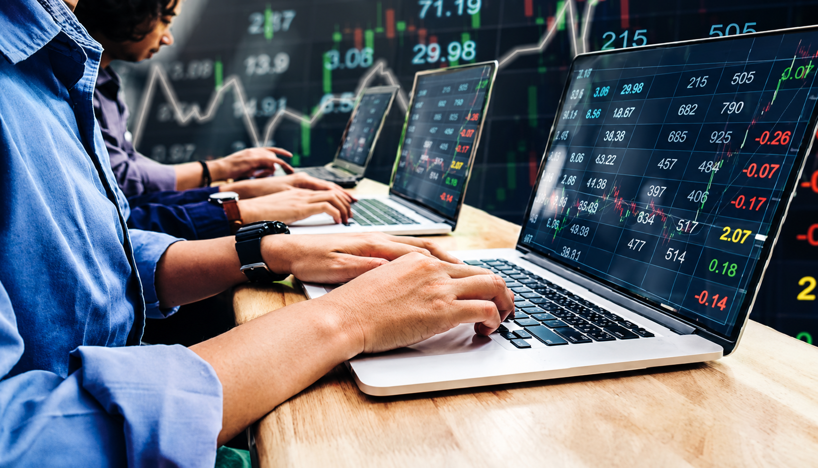 ETF toàn cầu đạt 21.910 tỷ USD: Chứng khoán Việt trước phép thử giữ vốn trong lộ trình nâng hạng