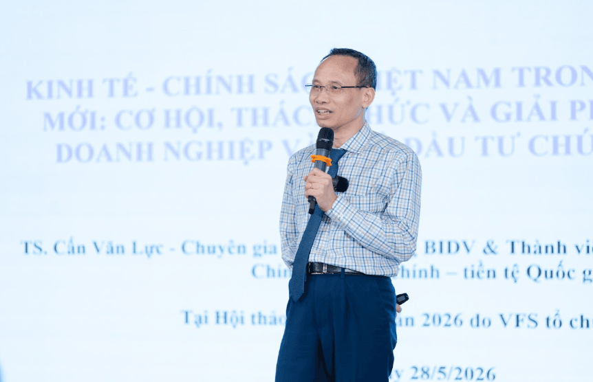 TS Cấn Văn Lực nói về câu chuyện trái phiếu Novaland (NVL) - Ảnh 1.