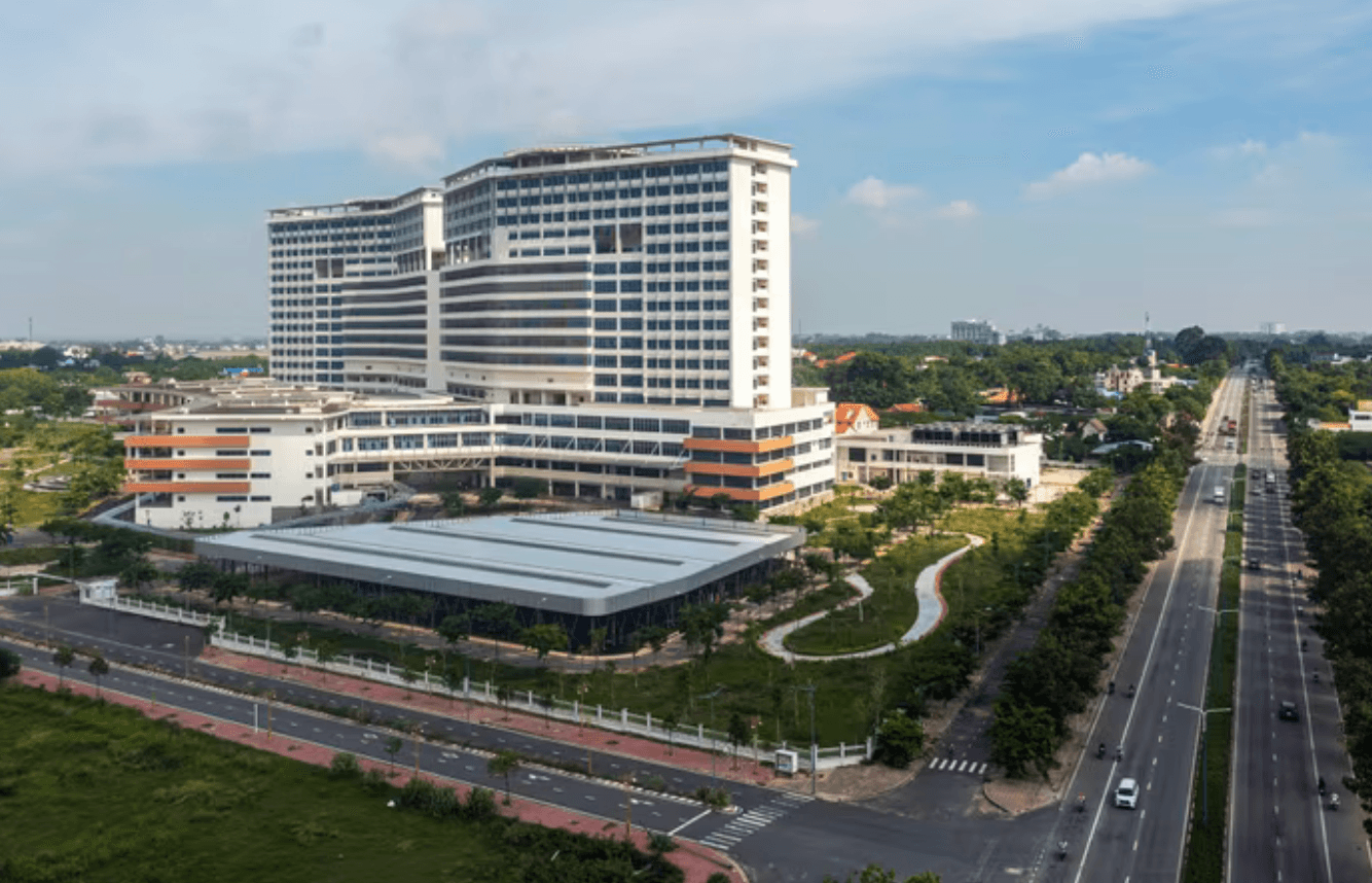 Bệnh viện lớn nhất thành phố giàu nhất Việt Nam bị bỏ hoang nhiều năm sắp đi vào hoạt động- Ảnh 1. Bệnh viện lớn nhất thành phố giàu nhất Việt Nam bị bỏ hoang nhiều năm sắp đi vào hoạt động- Ảnh 1.
