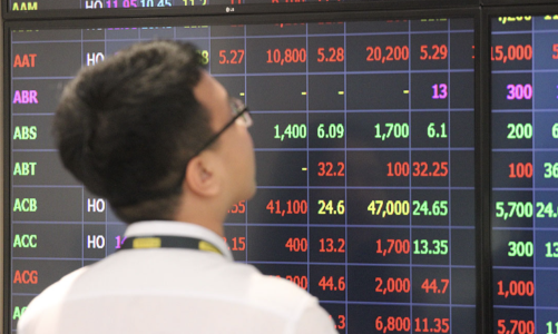 CTCK dẫn đầu thị phần môi giới gọi tên cổ phiếu nào trong kỳ cơ cấu ETF tháng 6?