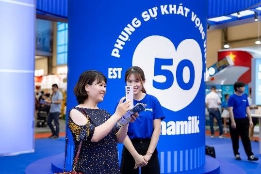 Vinamilk mang câu chuyện 50 năm đến triển lãm chuyên ngành sữa lớn nhất Việt Nam - Ảnh 3.