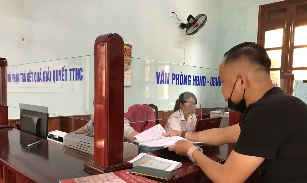 Sau chỉ đạo của Chủ tịch UBND TP. Đà Nẵng, hàng loạt thủ tục đất đai được giải quyết trong 1,5 ngày Những thủ tục đất đai nào chỉ còn giải quyết trong 1,5 ngày? - Ảnh 1.