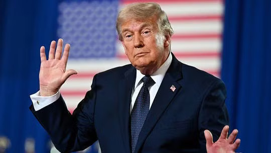 Tổng thống Mỹ Donald Trump. (Ảnh: Getty Images) Vì sao Tổng thống Mỹ Trump đột ngột siết điều khoản đàm phán với Iran? - Ảnh 1.