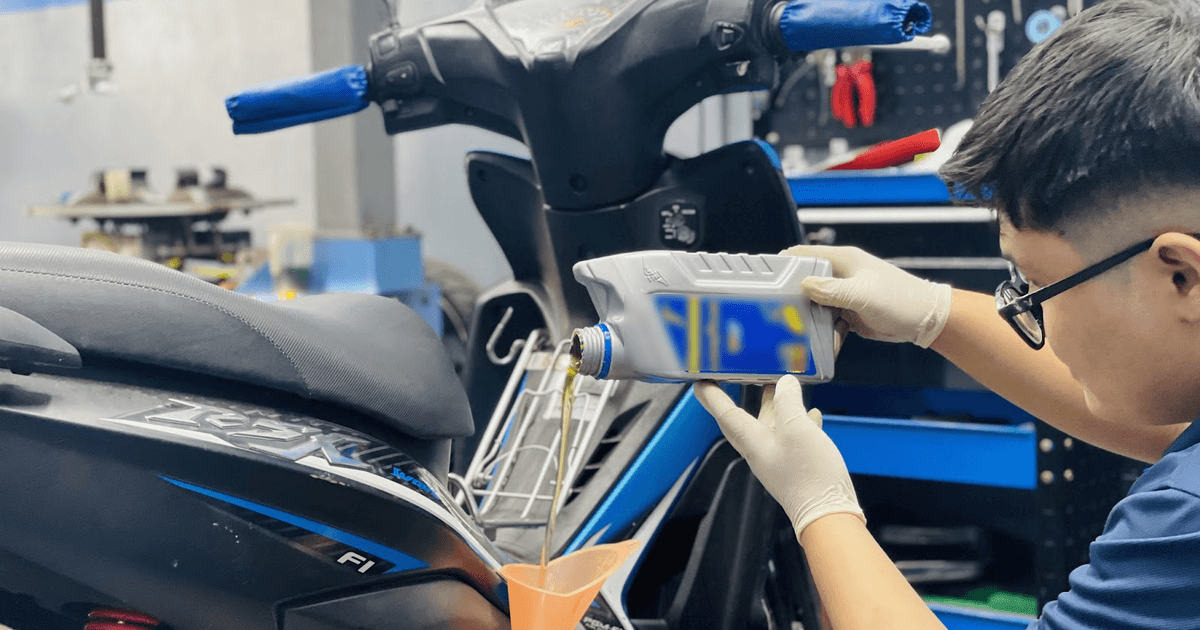 Xăng E10 áp dụng toàn quốc: Chủ xe cần lưu ý những gì?