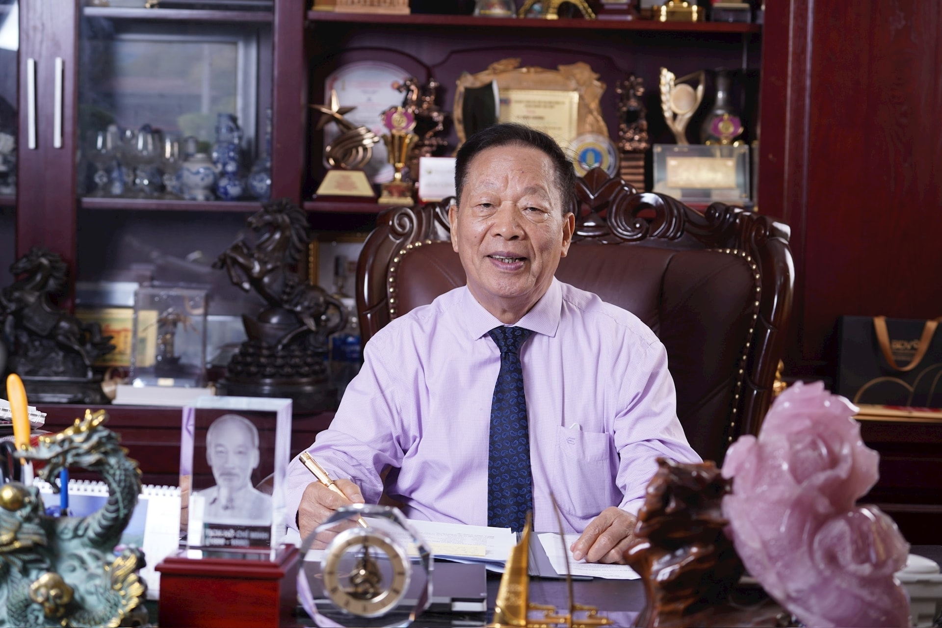 Đại gia sở hữu công viên giải trí nổi tiếng bậc nhất Hà Nội, dành 500 tỷ đồng gửi ngân hàng, lấy tiền lãi trao thưởng cho các nhà khoa học Việt Nam