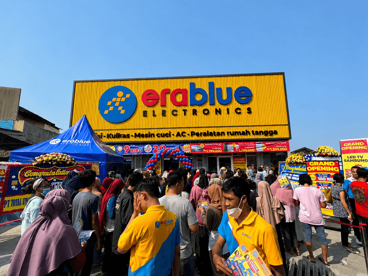 Chuỗi cửa hàng Era Blue của Điện Máy Xanh tại Indonesia
