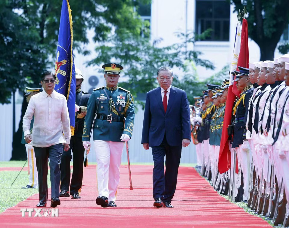 Lễ đón Tổng Bí thư, Chủ tịch nước Tô Lâm và Phu nhân thăm cấp Nhà nước tới Philippines- Ảnh 4. Lễ đón Tổng Bí thư, Chủ tịch nước Tô Lâm và Phu nhân thăm cấp Nhà nước tới Philippines- Ảnh 4.