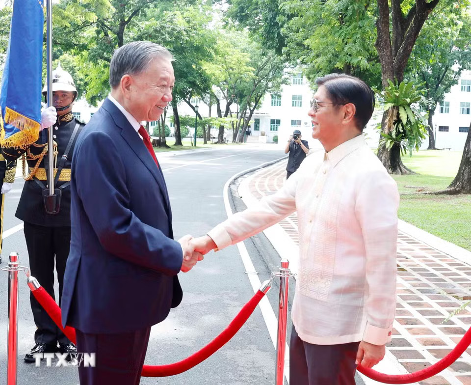 Lễ đón Tổng Bí thư, Chủ tịch nước Tô Lâm và Phu nhân thăm cấp Nhà nước tới Philippines- Ảnh 1. Lễ đón Tổng Bí thư, Chủ tịch nước Tô Lâm và Phu nhân thăm cấp Nhà nước tới Philippines- Ảnh 1.