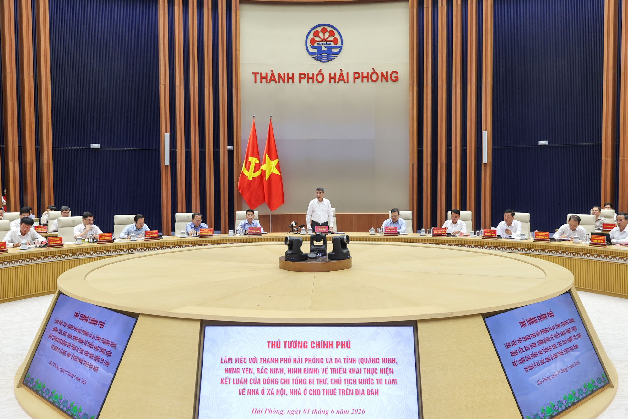 Thủ tướng: 5 địa phương triển khai ngay các dự án nhà ở cho thuê quy mô lớn- Ảnh 3. Thủ tướng: 5 địa phương triển khai ngay các dự án nhà ở cho thuê quy mô lớn- Ảnh 3.