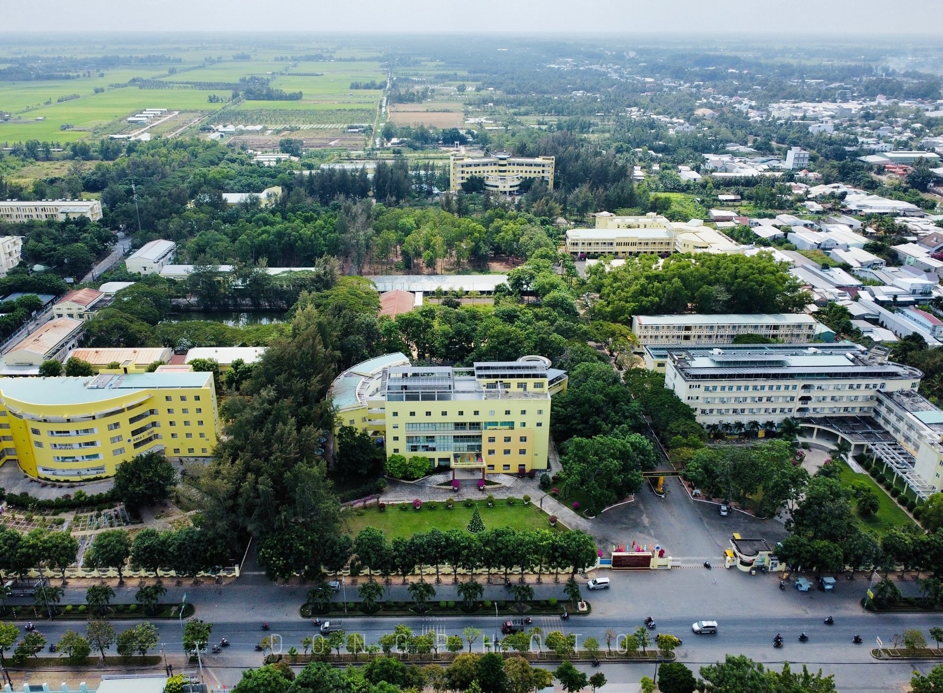 dh-tra-vinh-1.jpg