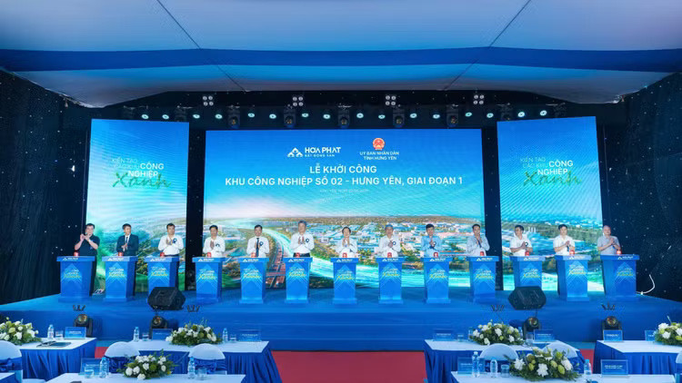 Doanh nghiệp của tỷ phú Trần Đình Long chính thức khởi công khu công nghiệp thứ 3 tại tỉnh nhỏ nhất Việt Nam- Ảnh 1. Doanh nghiệp của tỷ phú Trần Đình Long chính thức khởi công khu công nghiệp thứ 3 tại tỉnh nhỏ nhất Việt Nam- Ảnh 1.