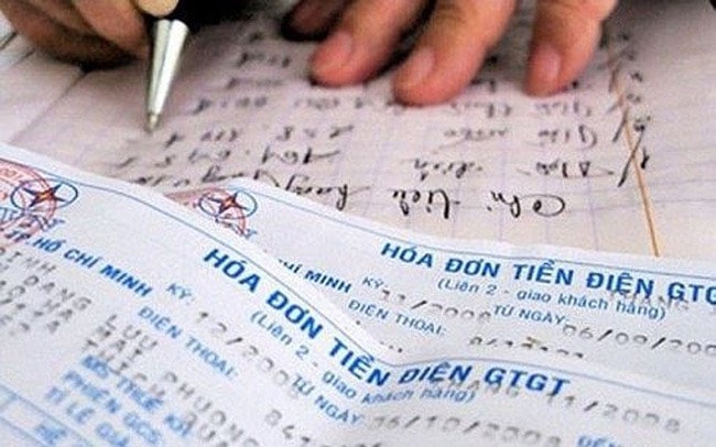 hoa-don-dien-thang-6-tang.jpg