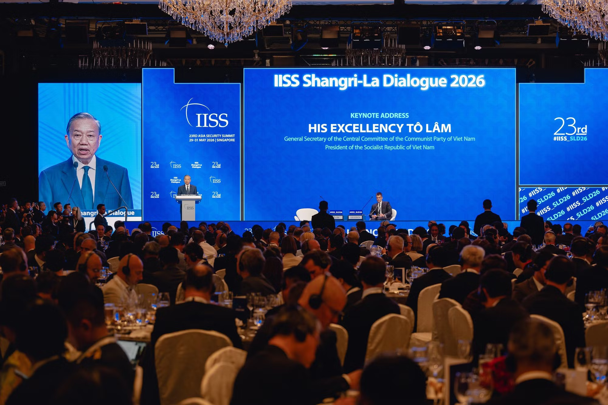 Tổng Bí thư, Chủ tịch nước Tô Lâm phát biểu tại Đối thoại Shangri-La. Ảnh: IISS. Nhiều biệt lệ trong chuyến công du ASEAN của Tổng Bí thư, Chủ tịch nước Tô Lâm - Ảnh 4.