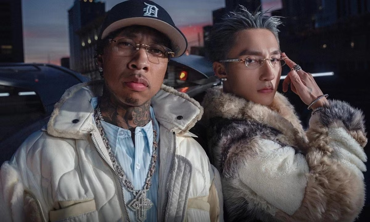 Sơn Tùng kết hợp với rapper Tyga trong sản phẩm mới. Sơn Tùng lên tiếng giữa cơn sốt - Ảnh 1.