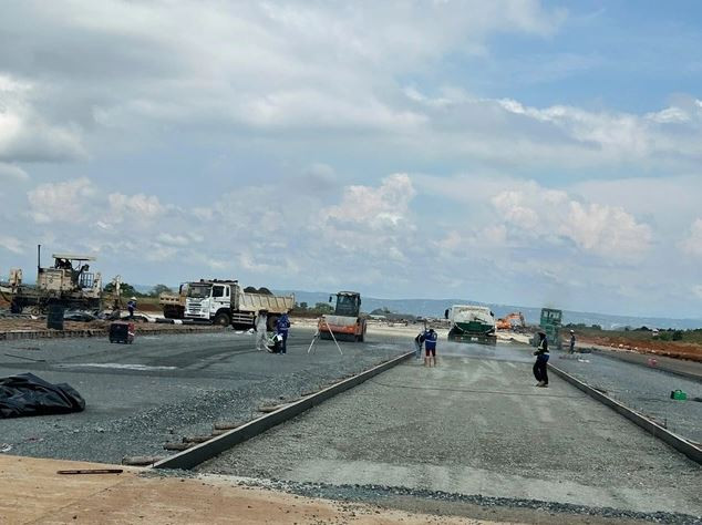 Dự án hơn nghìn tỷ lên đời sân bay quốc tế tại tỉnh lớn nhất Việt Nam đạt nhiều dấu mốc tích cực- Ảnh 1. Dự án hơn nghìn tỷ lên đời sân bay quốc tế tại tỉnh lớn nhất Việt Nam đạt nhiều dấu mốc tích cực- Ảnh 1.