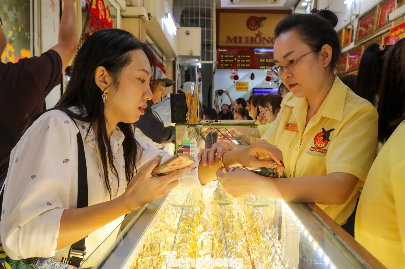 Lý do nhiều người dồn tiền mua vàng trang sức - Ảnh 5.