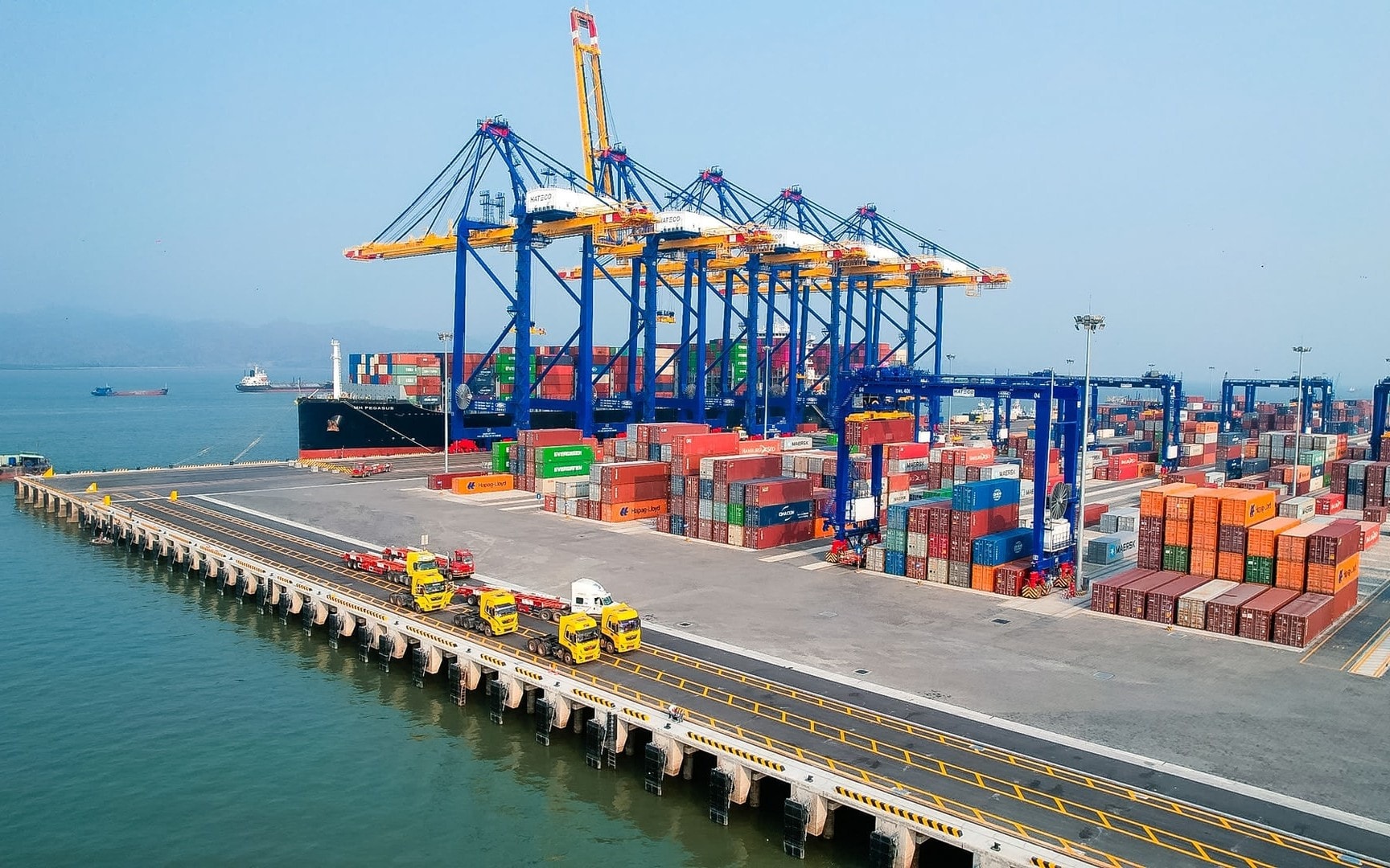 Xuất nhập khẩu tăng mạnh trong 5 tháng đầu năm