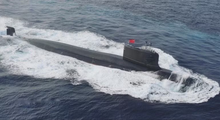 Tàu ngầm hạt nhân bí ẩn của Trung Quốc xuất hiện trên biển - Ảnh 3.