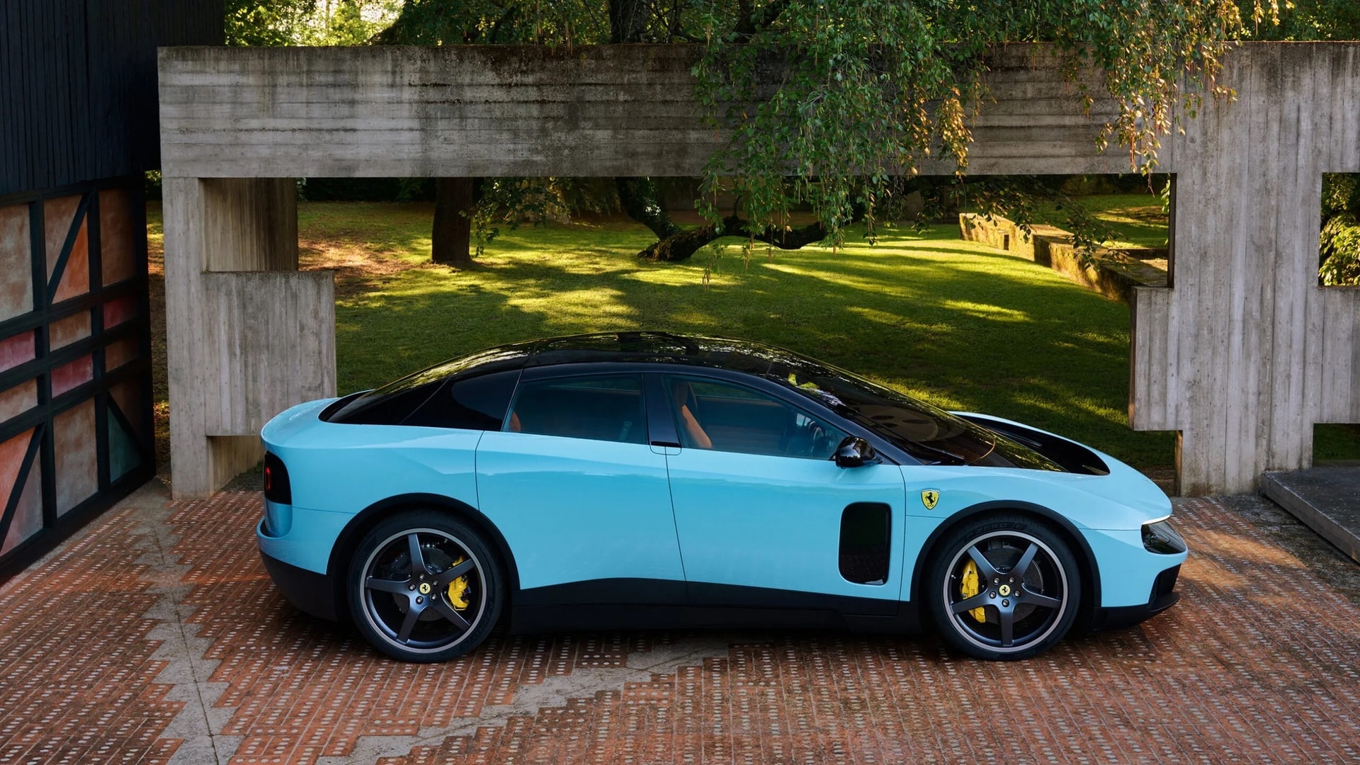 autopro8.mediacdn.vn-134505113543774208-2026-6-3-_ferrari-luce-ra-mat-autopro-6-1779753484254-17797534844591538651629-1780475563689-1780475564381896468915.jpeg
