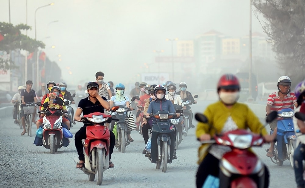 media.vneconomy.vn-images-upload-2024-12-17-_khi-thai-xe-may-vneconomyautomotive-1.jpg