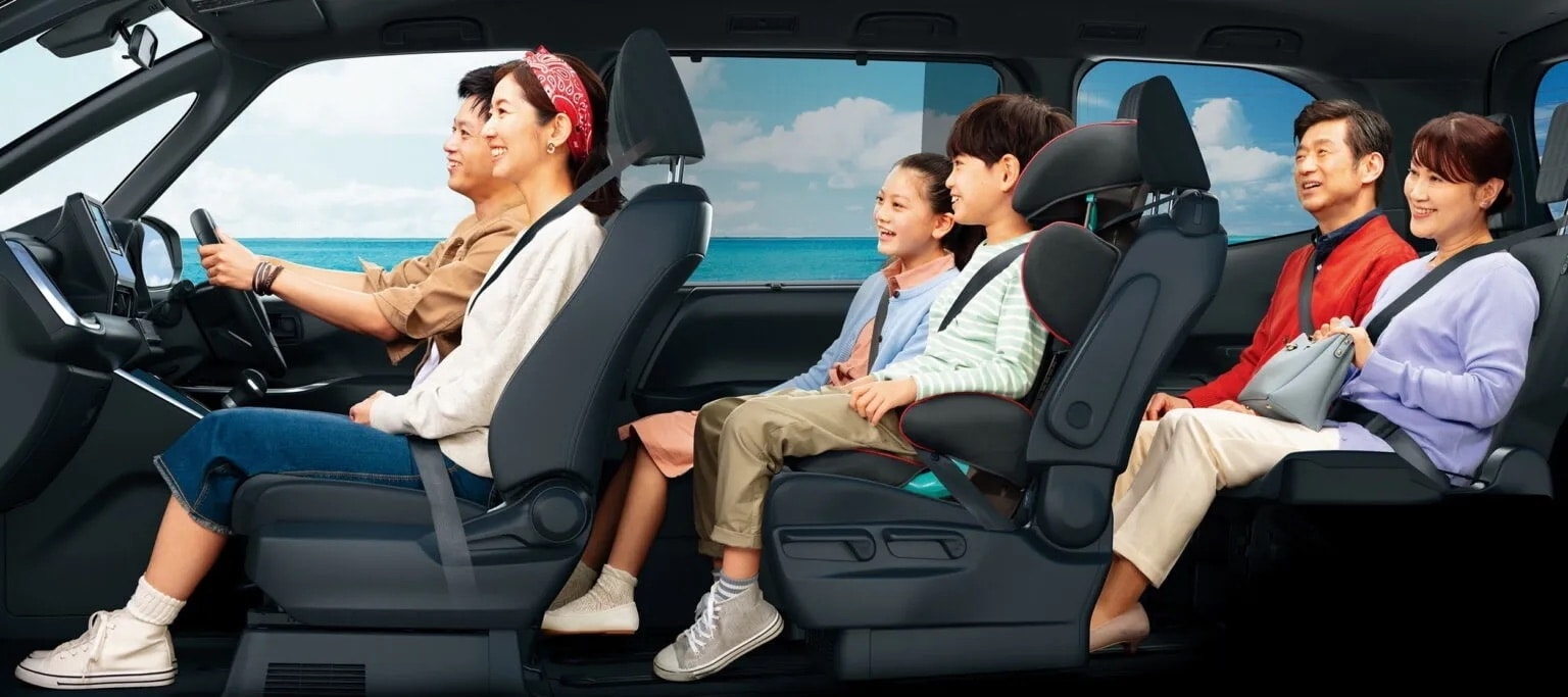 MPV Suzuki Landy ra mắt: Dáng hầm hố như Toyota Alphard, không gian rộng rãi, có cửa lùa, giá từ 634 triệu đồng - Ảnh 5.
