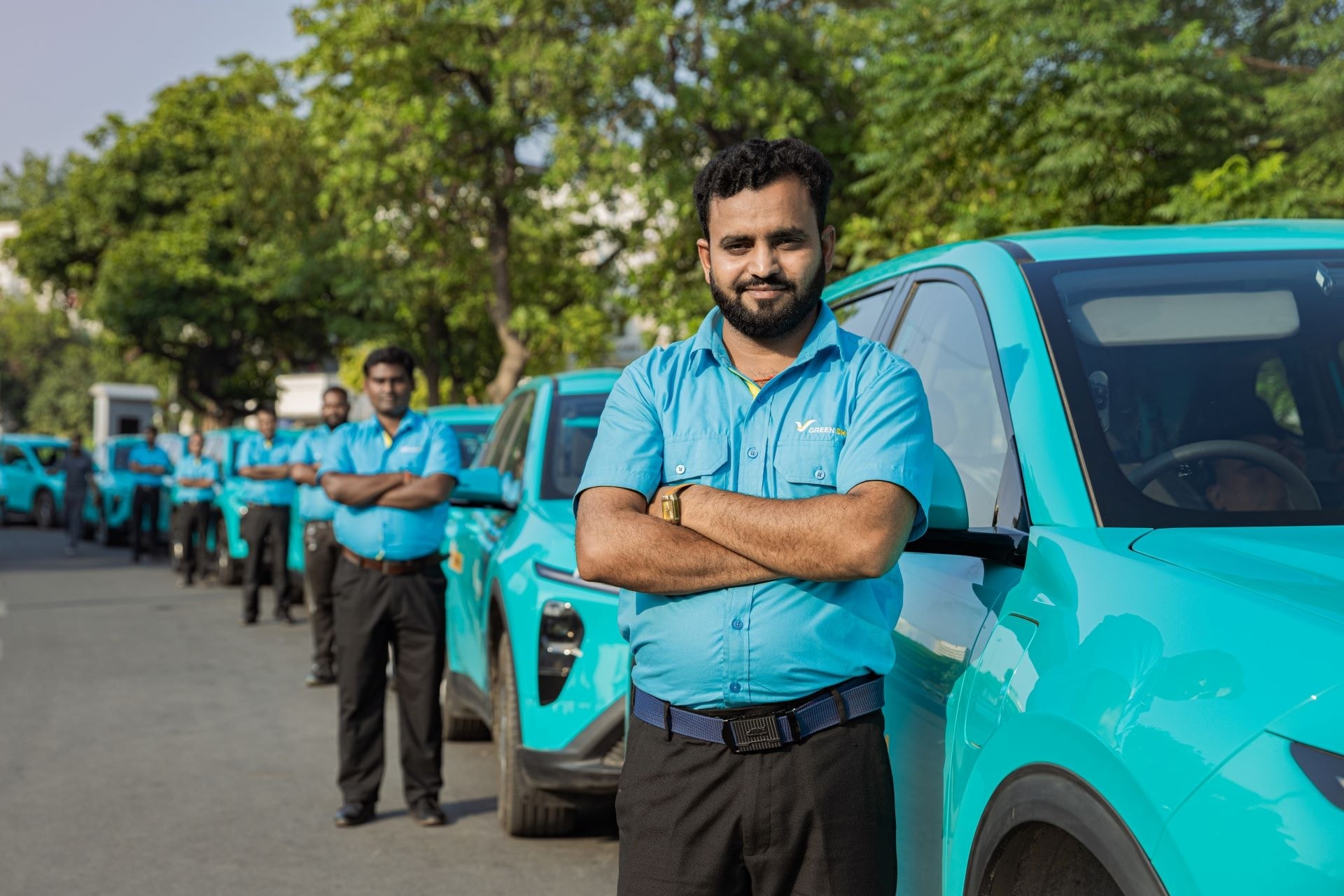 Hôm nay, hãng taxi của tỷ phú Phạm Nhật Vượng chính thức gia nhập thị trường Ấn Độ, cạnh tranh Ola, Uber
