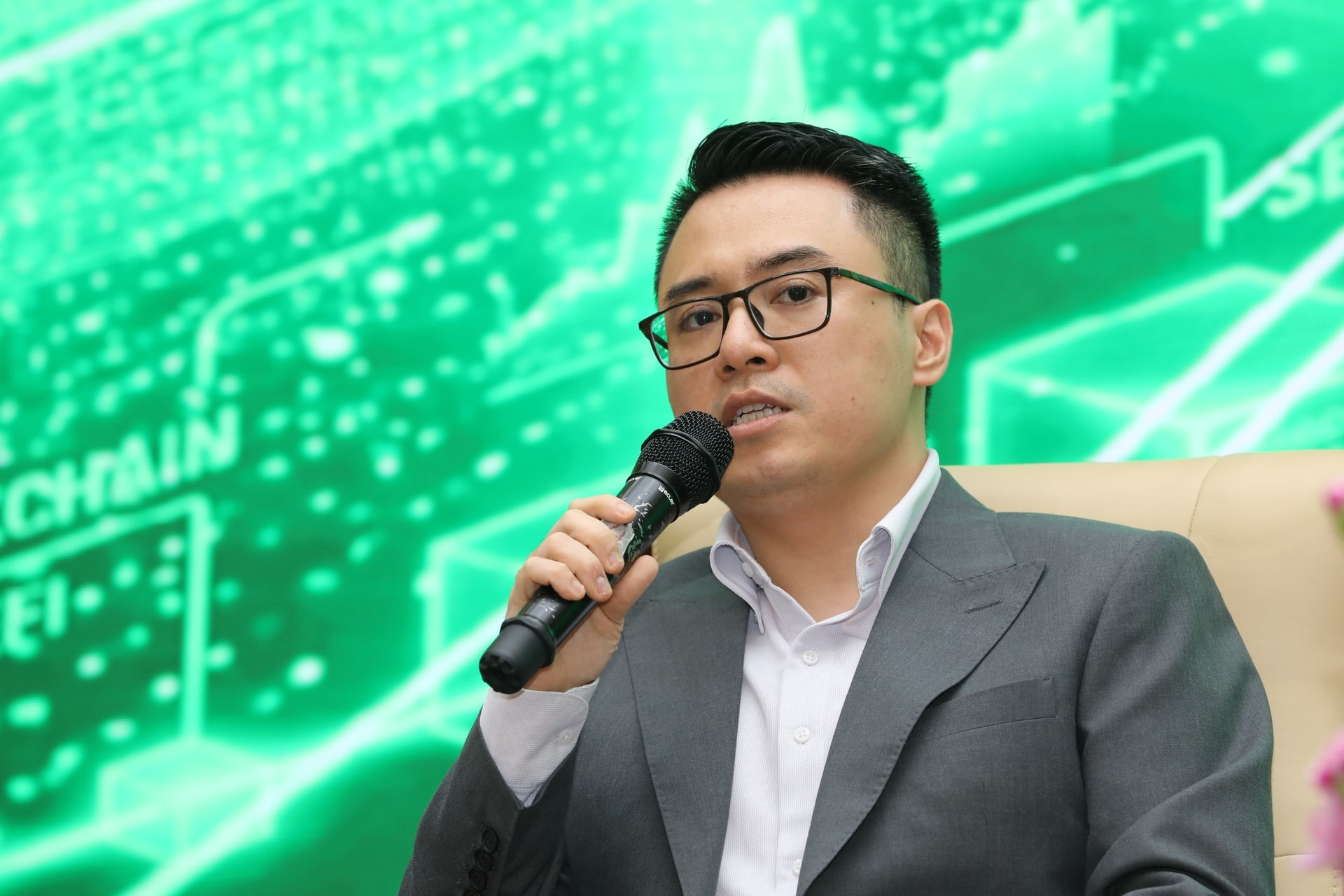 UBCKNN: Nhà đầu tư chưa bắt buộc phải chuyển tài sản mã hóa về trong nước