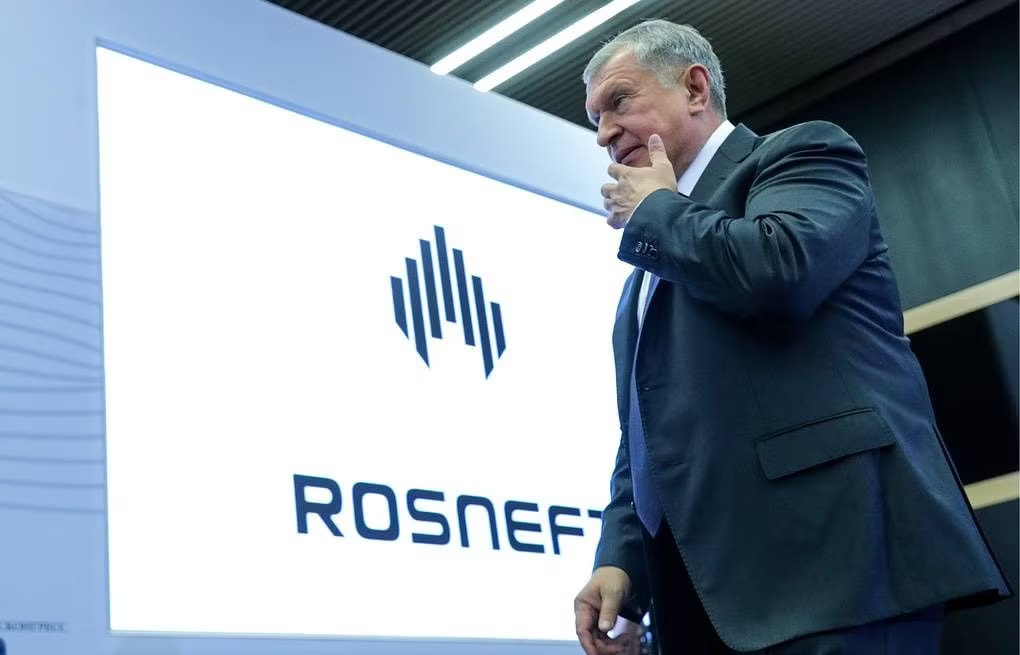 Giám đốc điều hành Rosneft - Igor Sechin. (Ảnh: Tass) Doanh nhân Nga nói Mỹ hưởng lợi từ việc đóng cửa eo biển Hormuz - Ảnh 1.