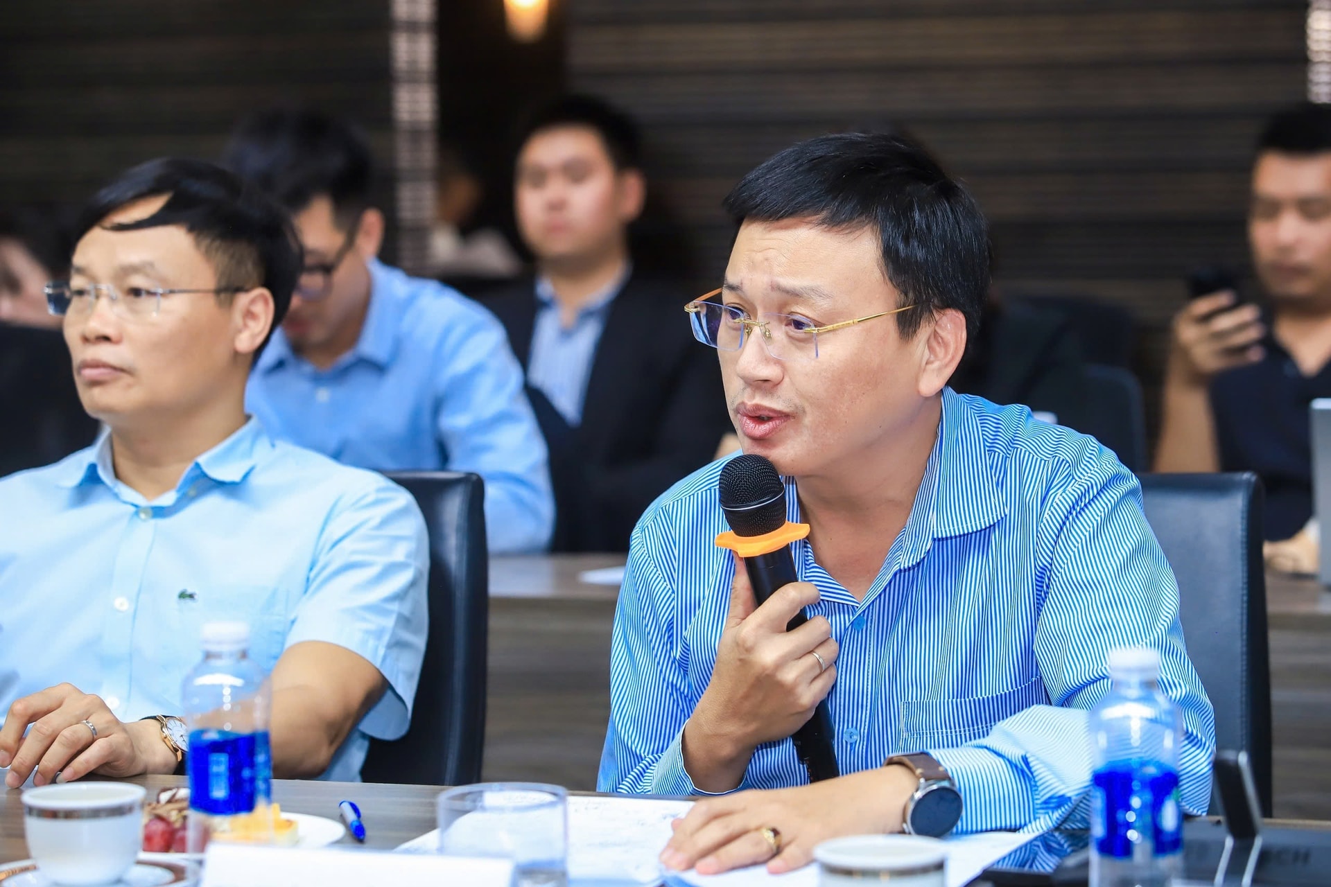 1 anh lượng