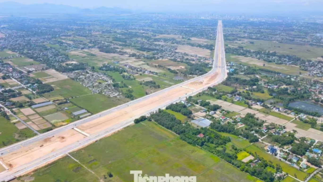 Khẩn trương triển khai xây dựng trung tâm hành chính gần 6.000 tỷ trải dài 2 xã phường tại tỉnh được mệnh danh là ‘Việt Nam thu nhỏ’- Ảnh 2.