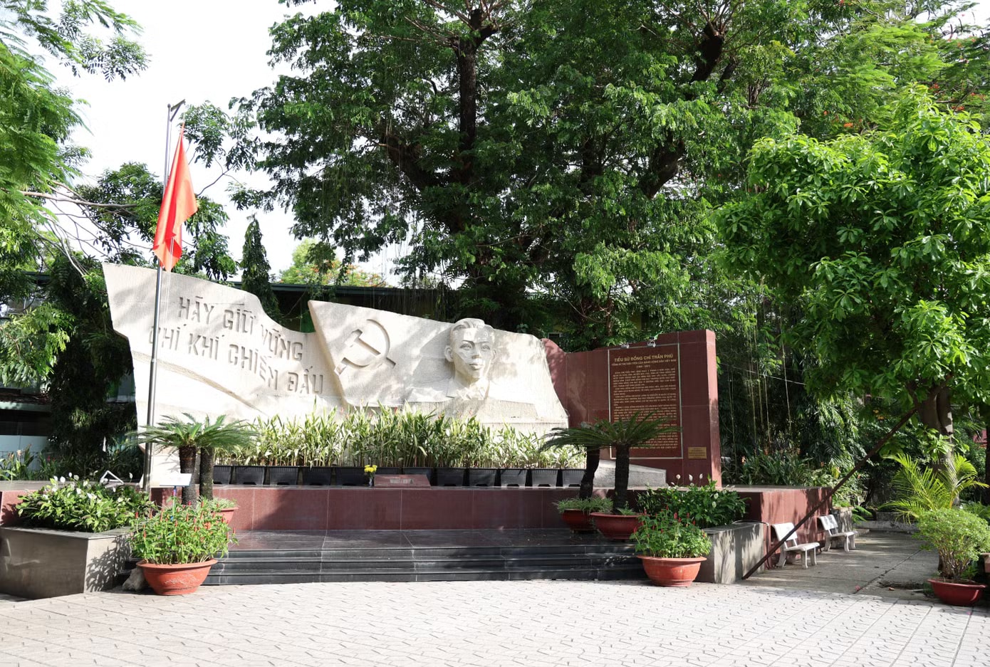 Cận cảnh Công viên Lê Thị Riêng - nơi nghi có mộ liệt sĩ hy sinh năm Mậu Thân 1968 - Ảnh 17.