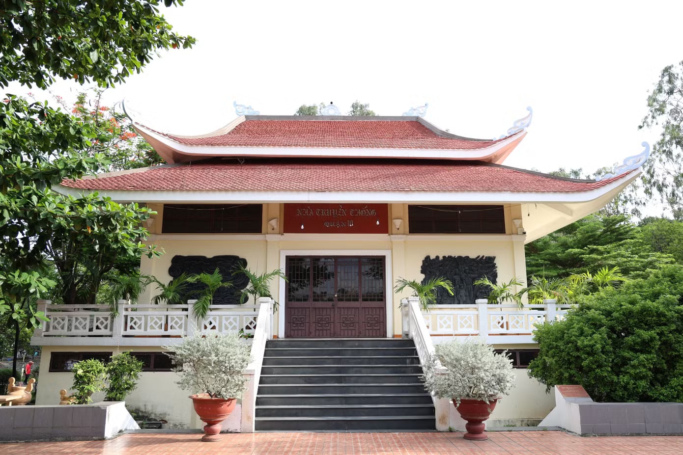 Cận cảnh Công viên Lê Thị Riêng - nơi nghi có mộ liệt sĩ hy sinh năm Mậu Thân 1968 - Ảnh 10.