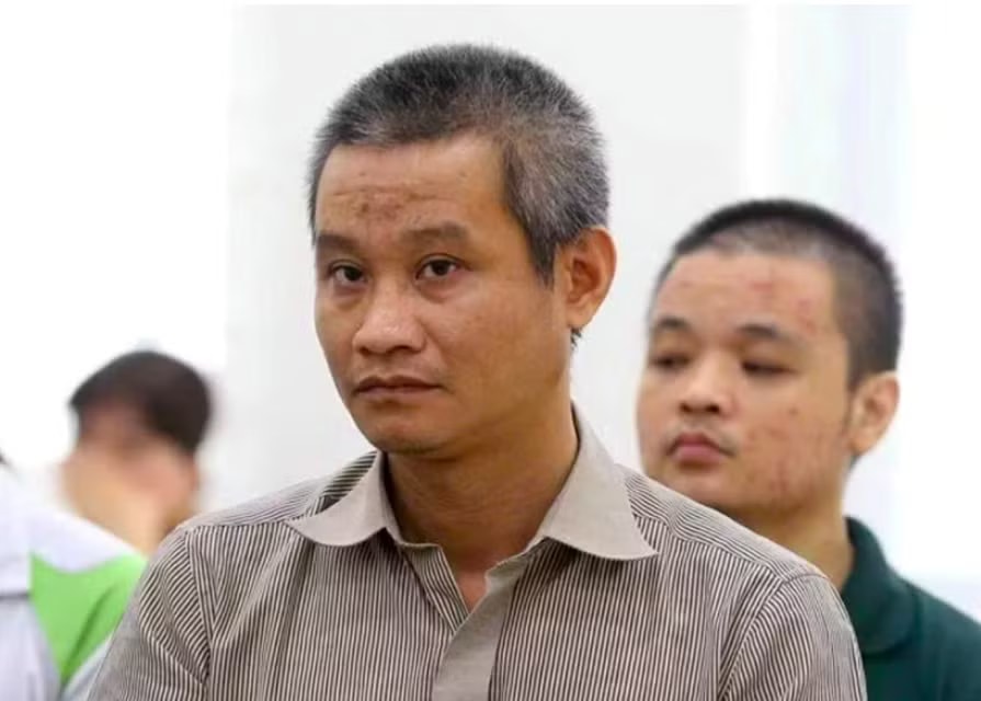 Cựu Phó Cục trưởng Cục Thi hành án dân sự Hà Nội lĩnh án vì cấp dưới chiếm đoạt vật chứng nhiều vụ án - Ảnh 1.