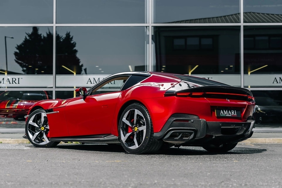 Ferrari 12Cilindri là mẫu xe kế nhiệm của 812 Superfast