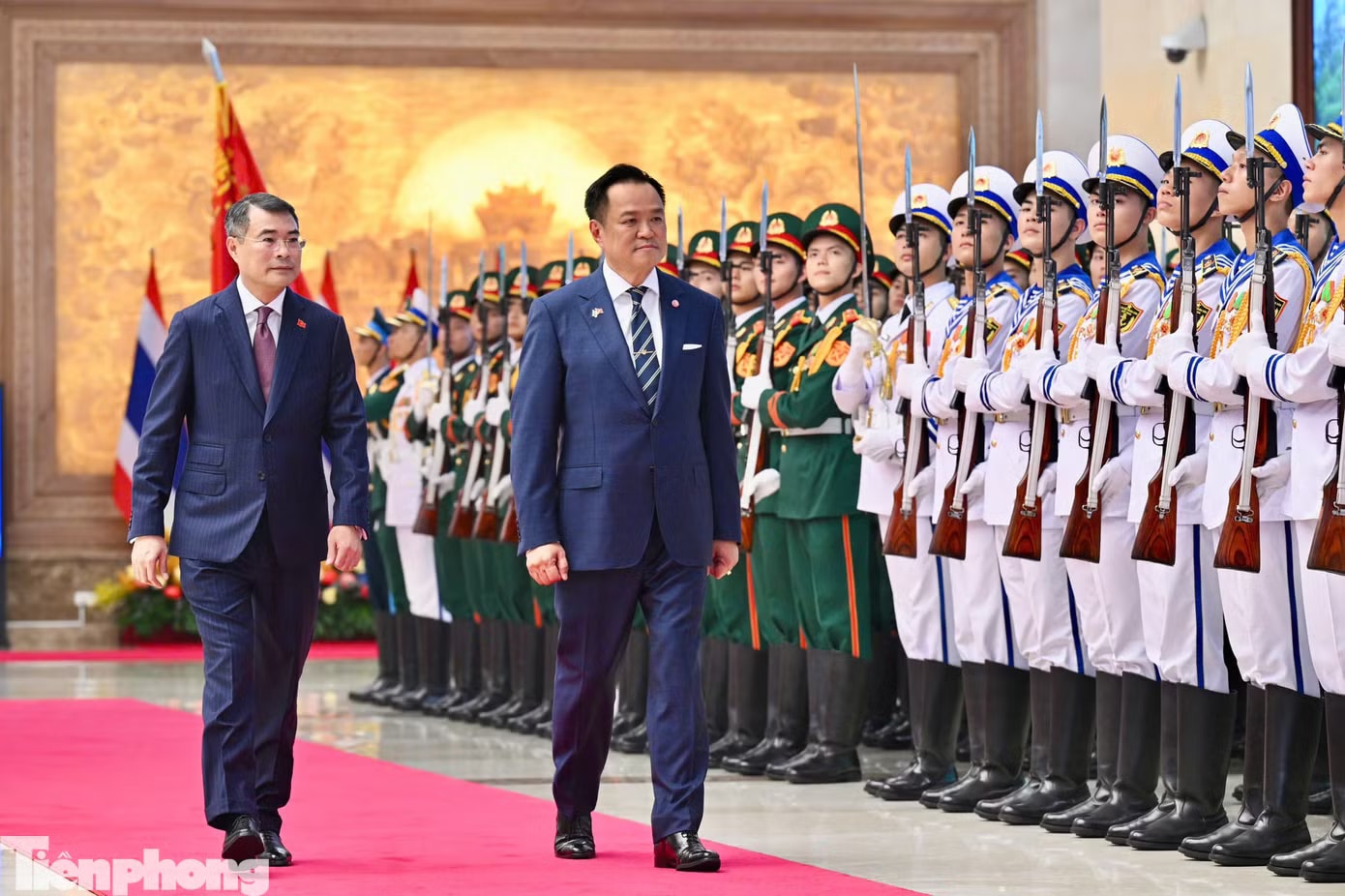 Thủ tướng Lê Minh Hưng chủ trì lễ đón Thủ tướng Thái Lan - Ảnh 3.