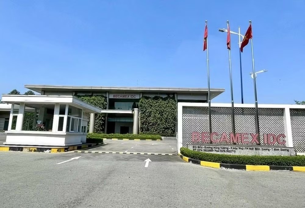 Becamex IDC có tới 9.220 cổ đông sở hữu cổ phiếu BCM nhưng chỉ nắm giữ 4,56% vốn điều lệ. Nhiều 'đại bàng' Việt không đáp ứng điều kiện công ty đại chúng - Ảnh 1.